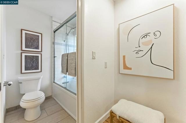 1660 San Luis Rd, Walnut Creek CA: https://media.crmls.org/mediaz/de7c19fe-65d1-40dd-aba5-f78941009b71.jpg