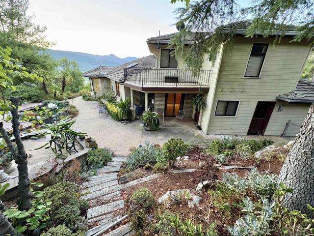 15725 Pauma Valley Drive, Pauma Valley CA: https://media.crmls.org/mediaz/de7c2acb-e5fe-454e-8a00-4506b2fda089.jpg
