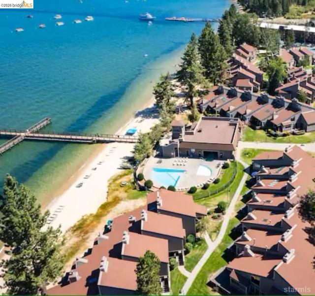 3535 Lake Tahoe Blvd, South Lake Tahoe CA: https://media.crmls.org/mediaz/de7c6c6a-3062-4afb-9343-a4379aac896a.jpg