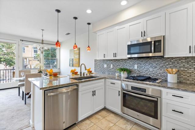 1916 Trento Loop, Milpitas CA: https://media.crmls.org/mediaz/de7d21fd-cd43-49fd-bd22-4a713834b6e4.jpg