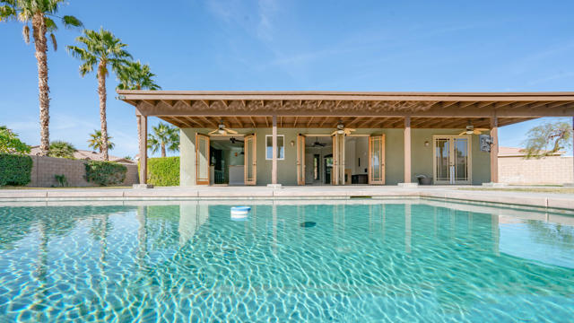 Image 22 of 154 For 79925 Corte Calero