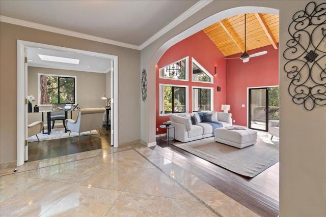 23435 Summit Road, Los Gatos CA: https://media.crmls.org/mediaz/de7fb4f8-5cc1-4964-8147-ad51cb598c3b.jpg