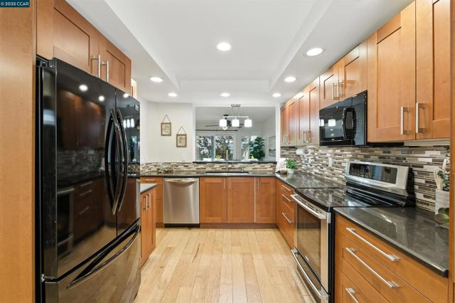 3625 Crow Canyon Road, San Ramon CA: https://media.crmls.org/mediaz/de7fd98c-d417-46f5-9750-67a5d4260d00.jpg