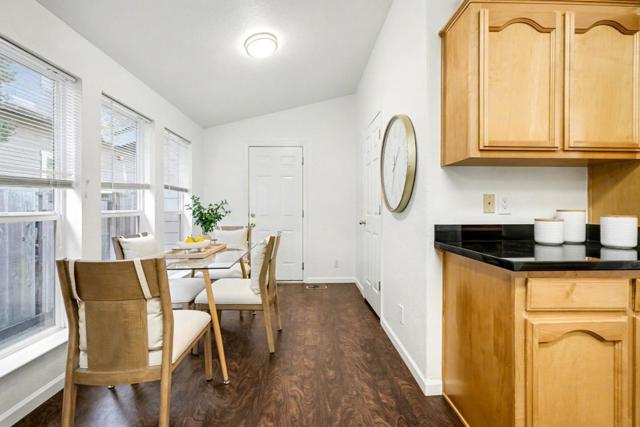 416 Lee Avenue, Half Moon Bay CA: https://media.crmls.org/mediaz/de80383e-7ec4-4f48-b08e-4f2dc95362b2.jpg