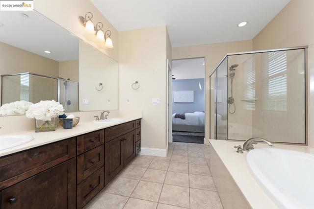 1604 Coventry Dr, Oakley CA: https://media.crmls.org/mediaz/de80c340-8207-47ae-89e5-840568b22c06.jpg