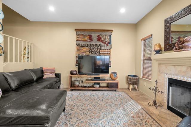 Detail Gallery Image 11 of 41 For 12003 Calle De Leon #3,  El Cajon,  CA 92019 - 2 Beds | 2/1 Baths