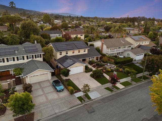 6575 Jeremie Drive, San Jose CA: https://media.crmls.org/mediaz/de80f7c6-0950-48d8-a850-414f415f8b02.jpg