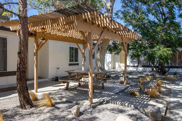 7382 Olympic Road, Joshua Tree CA: https://media.crmls.org/mediaz/de81fe91-1c6c-48b9-bbf8-69b25697db2e.jpg