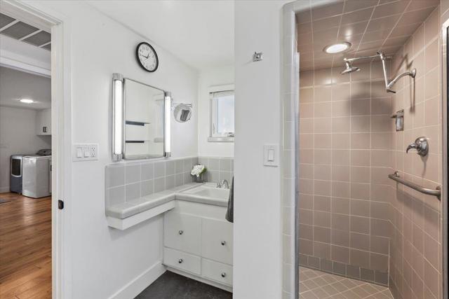 190 W San Martin Avenue, San Martin CA: https://media.crmls.org/mediaz/de840065-4f0c-411d-a27f-0a68e88324e6.jpg