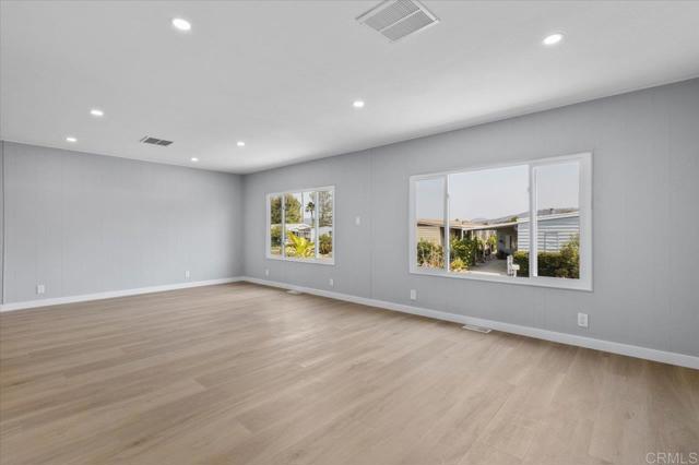 Detail Gallery Image 4 of 38 For 1145 E Barham Dr #15,  San Marcos,  CA 92078 - 2 Beds | 2 Baths
