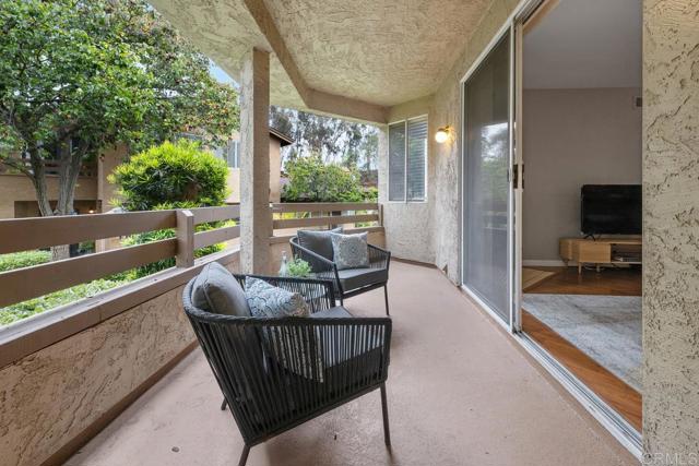 7398 Park View Court, Santee CA: https://media.crmls.org/mediaz/de85e033-8a02-44a9-88ba-bfe336ceed39.jpg