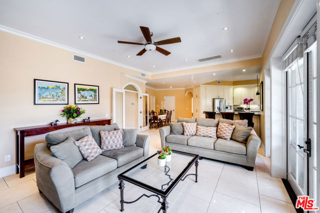 5966 ABERNATHY Drive, Los Angeles CA: https://media.crmls.org/mediaz/de86279f-3b51-4fa7-a547-8bfb6b86a95c.jpg