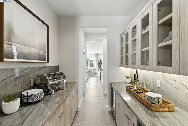 1685 Arione Street, Brentwood CA: https://media.crmls.org/mediaz/de86d1df-1d04-46dd-83bc-e4bbd4748013.jpg