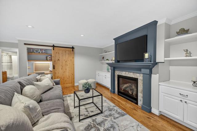 6575 Jeremie Drive, San Jose CA: https://media.crmls.org/mediaz/de86f7e4-db7f-4493-b01f-e13a6260fb80.jpg
