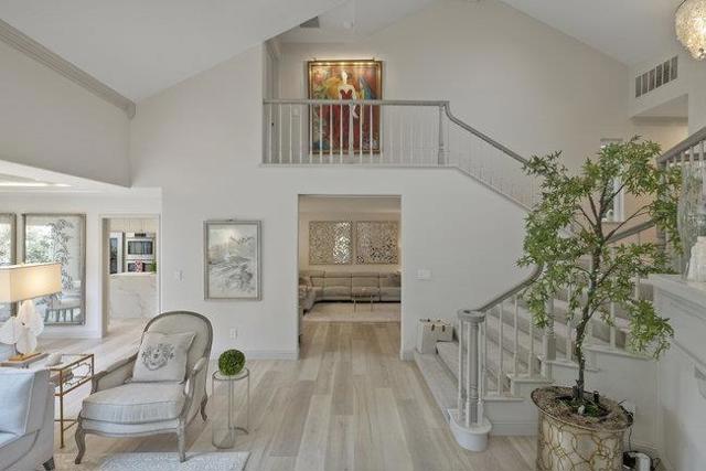 5958 Dry Oak Drive, San Jose CA: https://media.crmls.org/mediaz/de87febd-60de-4732-bc04-1d58787361b8.jpg