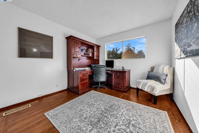 1933 Riverbank, Castro Valley CA: https://media.crmls.org/mediaz/de88cf25-15a7-43b1-8a00-6bdd5d7c783a.jpg