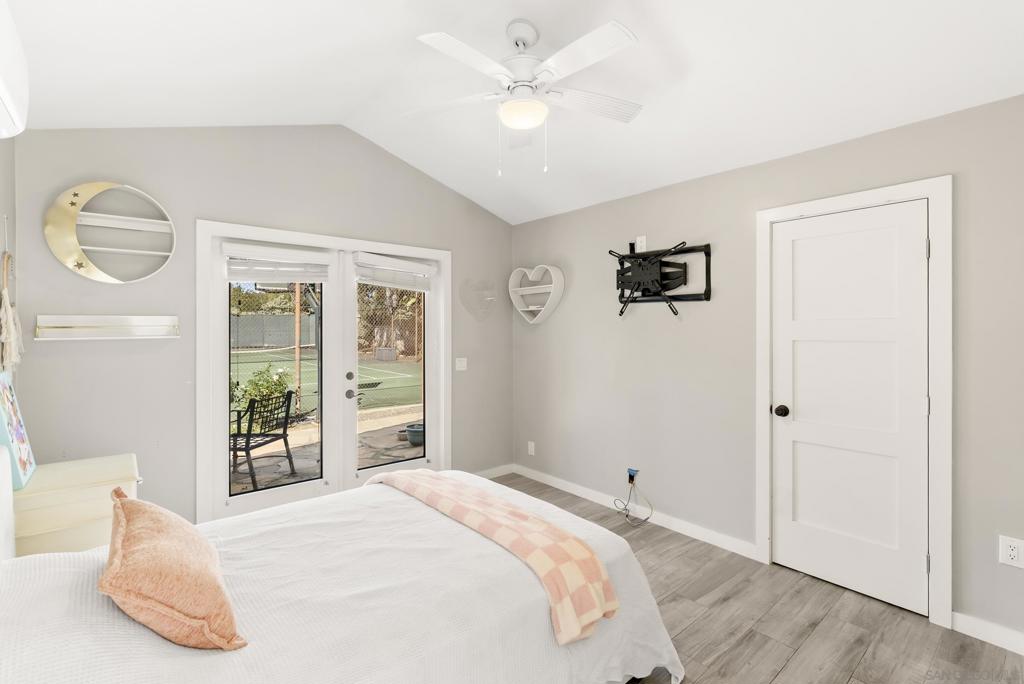 MLS #250043061SD image #41