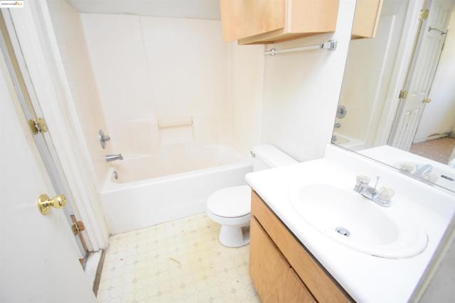 2960 Hebron Ln, Stockton CA: https://media.crmls.org/mediaz/de89d228-2e72-4773-8d9a-1a3d3682fc96.jpg