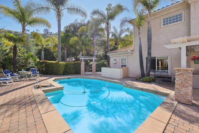 Detail Gallery Image 1 of 1 For 4018 Millagra Dr, Fallbrook,  CA 92028 - 4 Beds | 4/1 Baths