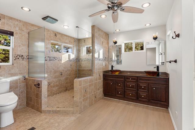 Detail Gallery Image 22 of 54 For 26332 Sky Dr, Escondido,  CA 92026 - 3 Beds | 2/1 Baths