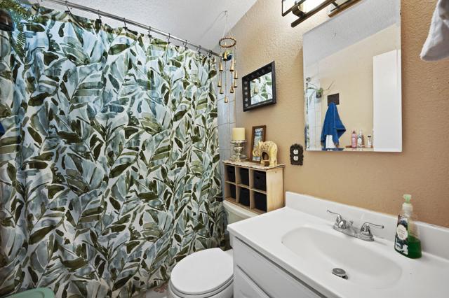 30201 San Diego Drive, Cathedral City CA: https://media.crmls.org/mediaz/de8b9391-d19f-45c5-bba2-74357bf97028.jpg