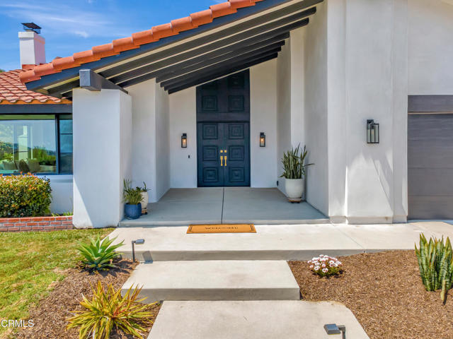 1136 Horizon Drive, Ventura CA: https://media.crmls.org/mediaz/de8cdc0d-10bf-4692-9d33-3f4a6f604eee.jpg