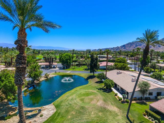 75768 Valle Vista Drive, Indian Wells CA: https://media.crmls.org/mediaz/de8de35d-8de9-447d-86b6-d3c4a7986efa.jpg
