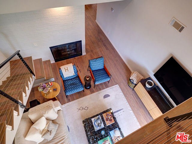 1830 Westholme Avenue, Los Angeles CA: https://media.crmls.org/mediaz/de8e7547-0adb-444e-89e3-37e52321828e.jpg