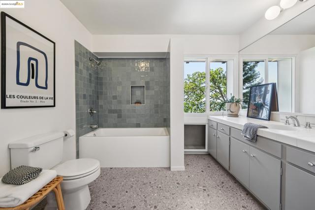 120 Hill Rd, Berkeley CA: https://media.crmls.org/mediaz/de8ee235-b2bd-4c5b-b074-79c5f3e8fcf6.jpg
