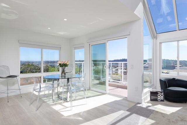 Detail Gallery Image 8 of 25 For 338 Shoemaker, Solana Beach,  CA 92075 - 3 Beds | 2/1 Baths