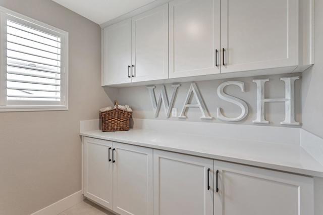 1153 Coyote Peak Way, Hollister CA: https://media.crmls.org/mediaz/de8fb309-b402-417d-be1c-283370683801.jpg