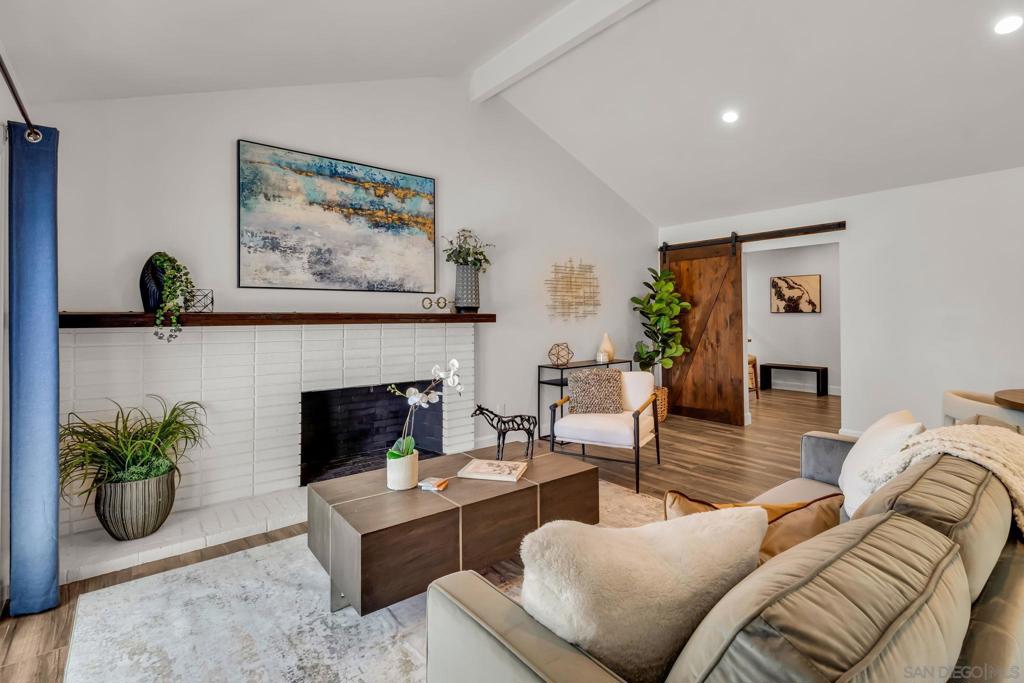 MLS #250034894SD img 5