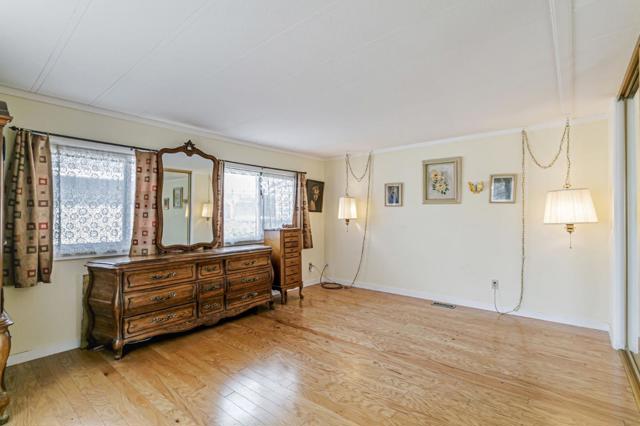 253 Forest Drive, Morgan Hill CA: https://media.crmls.org/mediaz/de92317e-8275-4a42-8d71-0c4c1d5c9680.jpg