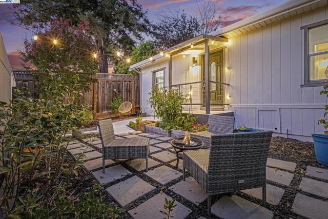 Image 22 of 35 For 3374 Madera Ave