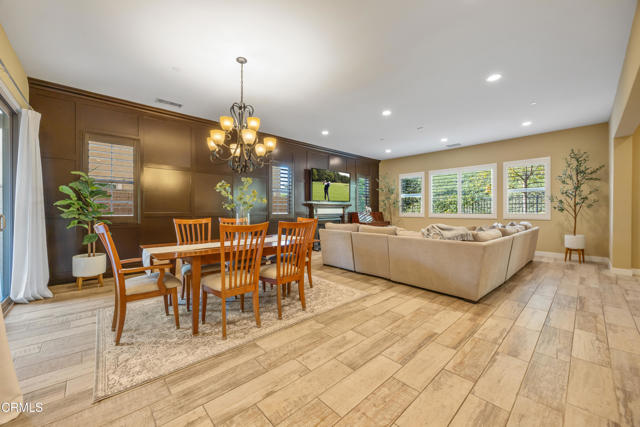 Detail Gallery Image 14 of 73 For 627 E Orange Blossom Way, Azusa,  CA 91702 - 4 Beds | 4/1 Baths