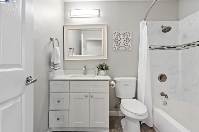 633 N P St, Livermore CA: https://media.crmls.org/mediaz/de93aaea-4a7b-4f1e-9bda-8d11dc9df06b.jpg