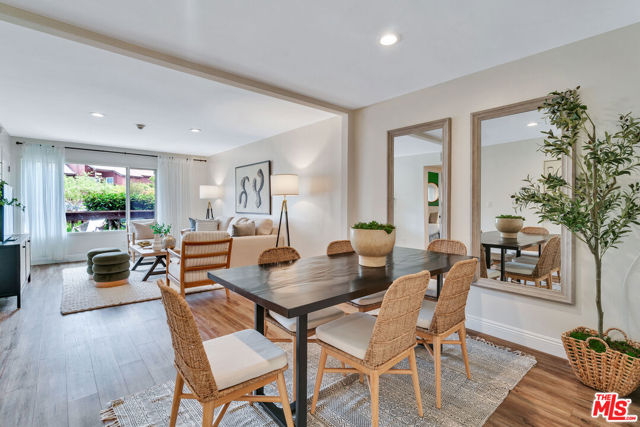 4939 Maytime Lane, Culver City CA: https://media.crmls.org/mediaz/de9439ff-9d76-4329-986e-9b9610992a7f.jpg