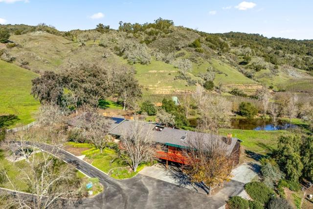 6915 Redwood Retreat Road, Gilroy CA: https://media.crmls.org/mediaz/de94c6bf-da8f-4263-a1d5-b6e2a8e8445d.jpg