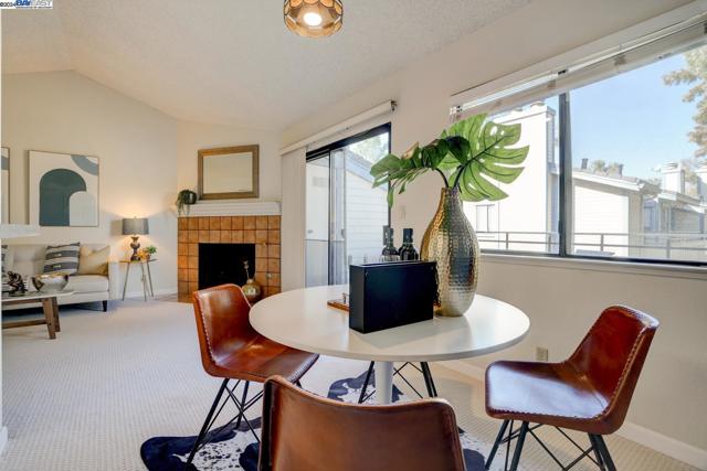 Image 17 of 51 For 6047 Joaquin Murieta Ave  F