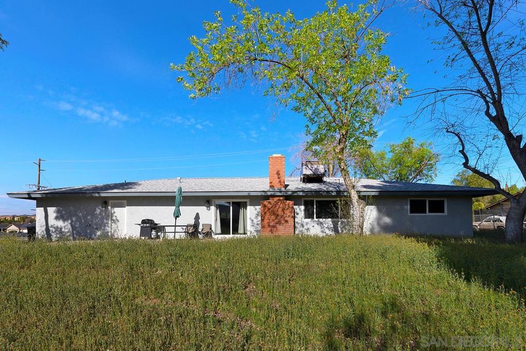 MLS #250018551SD img 10