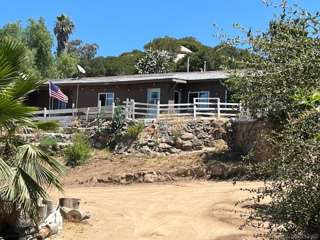 MLS #250037285SD image #16