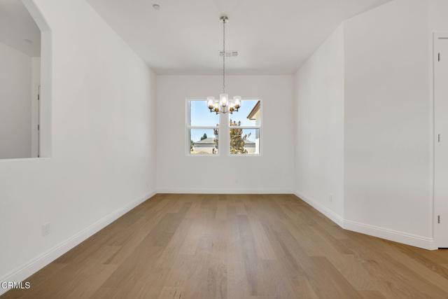 8707 Kenwick Street, Bakersfield CA: https://media.crmls.org/mediaz/de96be38-af89-48ca-8836-5fc0e76ec637.jpg