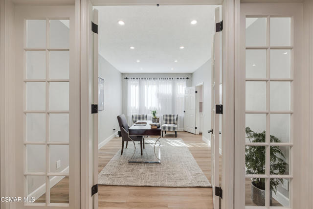 12147 Alder Grove Street, Moorpark CA: https://media.crmls.org/mediaz/de9878c9-8144-48ec-925c-949071634d64.jpg