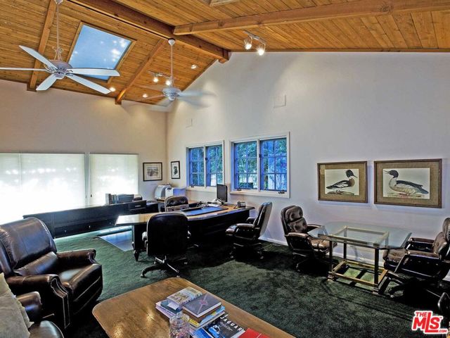 17545 Parthenia Street, Sherwood Forest CA: https://media.crmls.org/mediaz/de993d69-48c5-4e04-bef3-ae4b60cff9fe.jpg