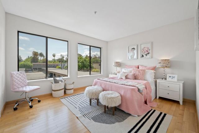 3073 Middlefield Road, Palo Alto CA: https://media.crmls.org/mediaz/de994ba8-f87c-4f26-9f32-d8622da1a9f5.jpg