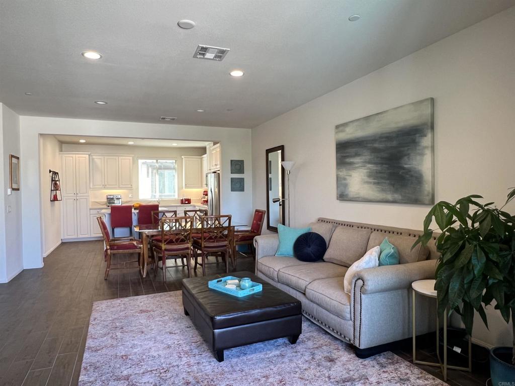 2332 Verano Way - photo 4