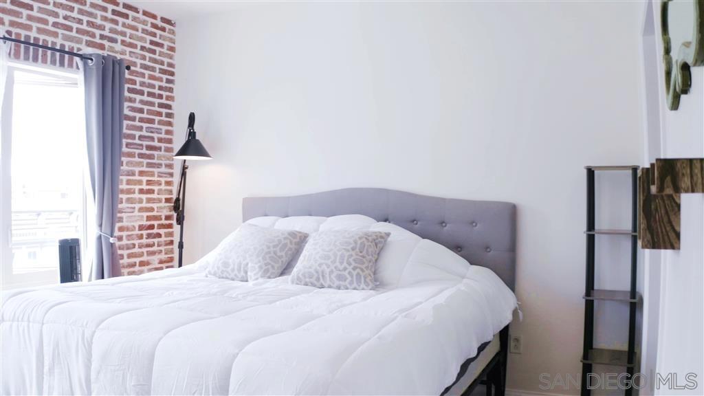 450 J St - photo 7