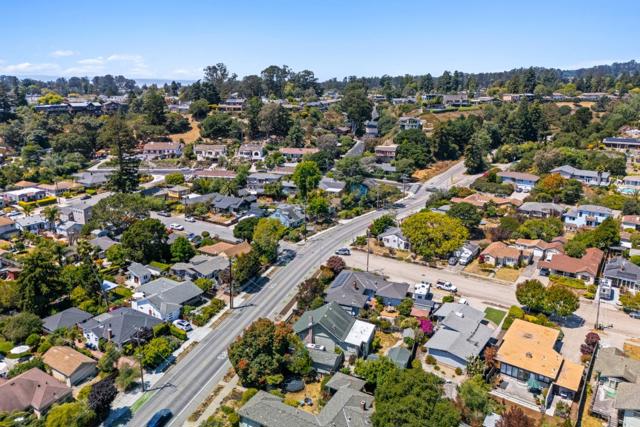 1719 Bay Street, Santa Cruz CA: https://media.crmls.org/mediaz/de9a68c9-4a56-4af3-8654-8d93a2f2080a.jpg