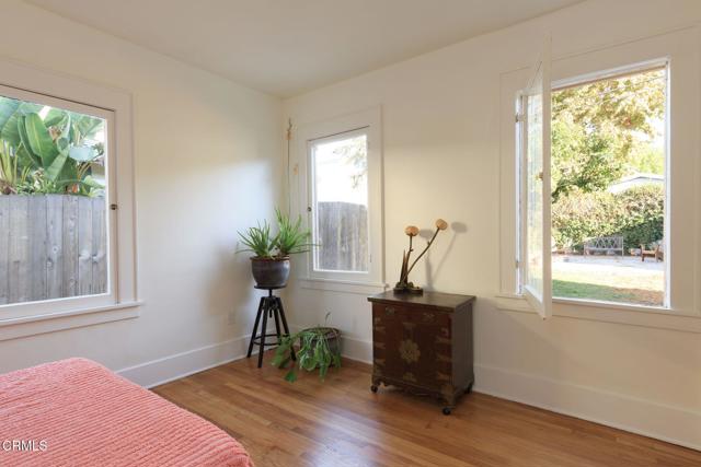 Detail Gallery Image 9 of 30 For 4220 Griffin Ave, Los Angeles,  CA 90031 - 5 Beds | 2/1 Baths