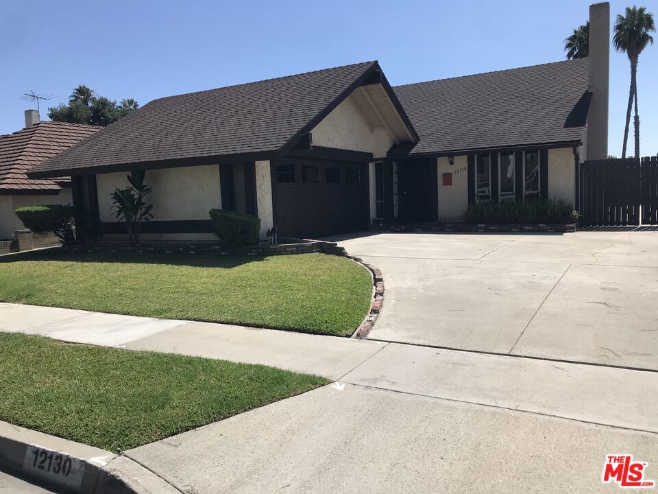 12130 Smokie Lane